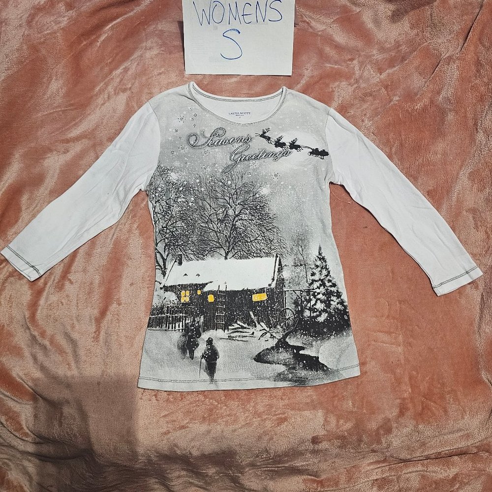 Womens S Seasons Greetings Christmas Eve Studded 3/4 Sleeve Graphic Tee NWOT